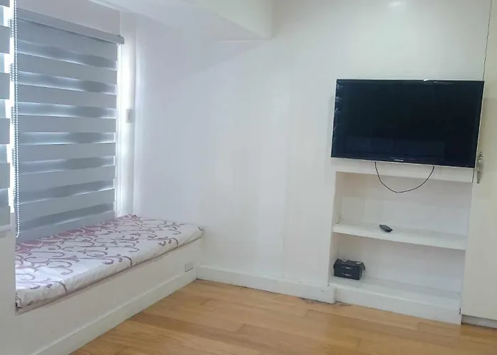 2 Bedrooms Units Forbes Area 5th Avenue Bgc Center アパート