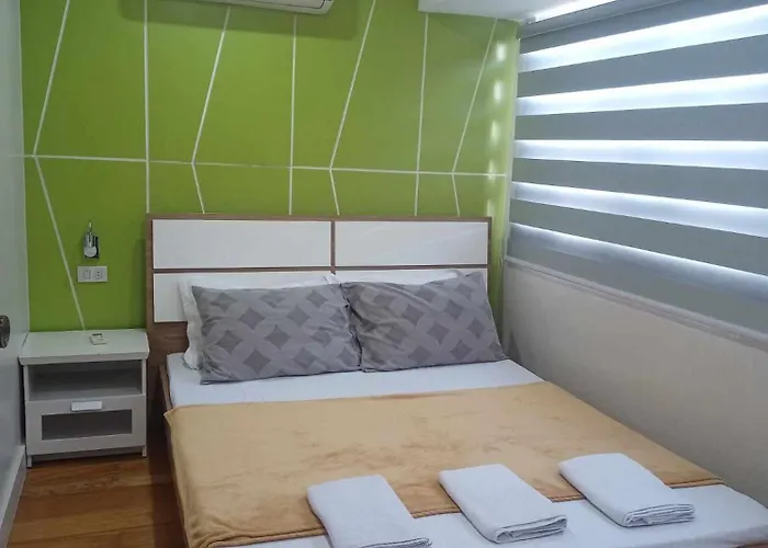 2 Bedrooms Units Forbes Area 5th Avenue Bgc Center アパート *