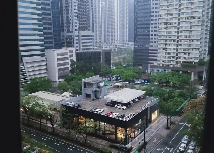 2 Bedrooms Units Forbes Area 5th Avenue Bgc Center アパート