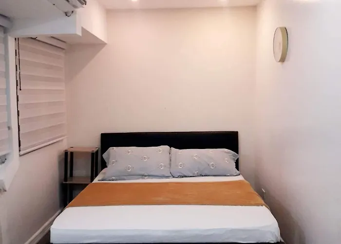2 Bedrooms Units Forbes Area 5th Avenue Bgc Center マニラ市