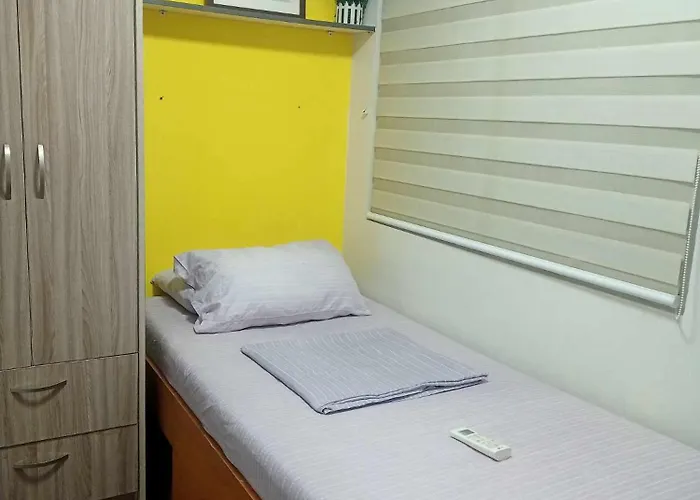 アパート 2 Bedrooms Units Forbes Area 5th Avenue Bgc Center マニラ市