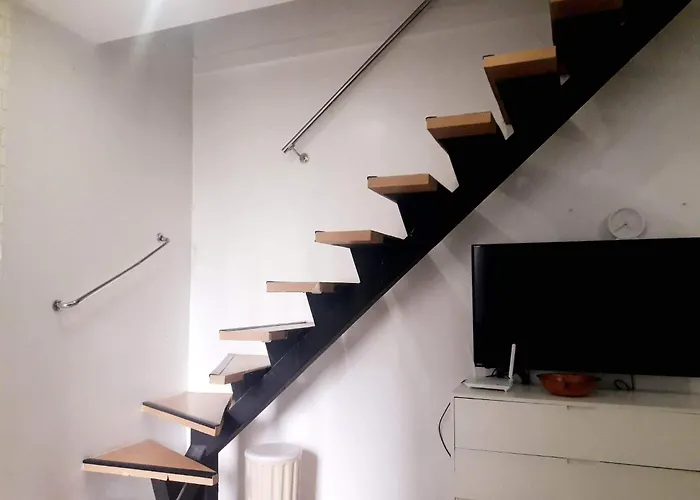 2 Bedrooms Units Forbes Area 5th Avenue Bgc Center アパート *